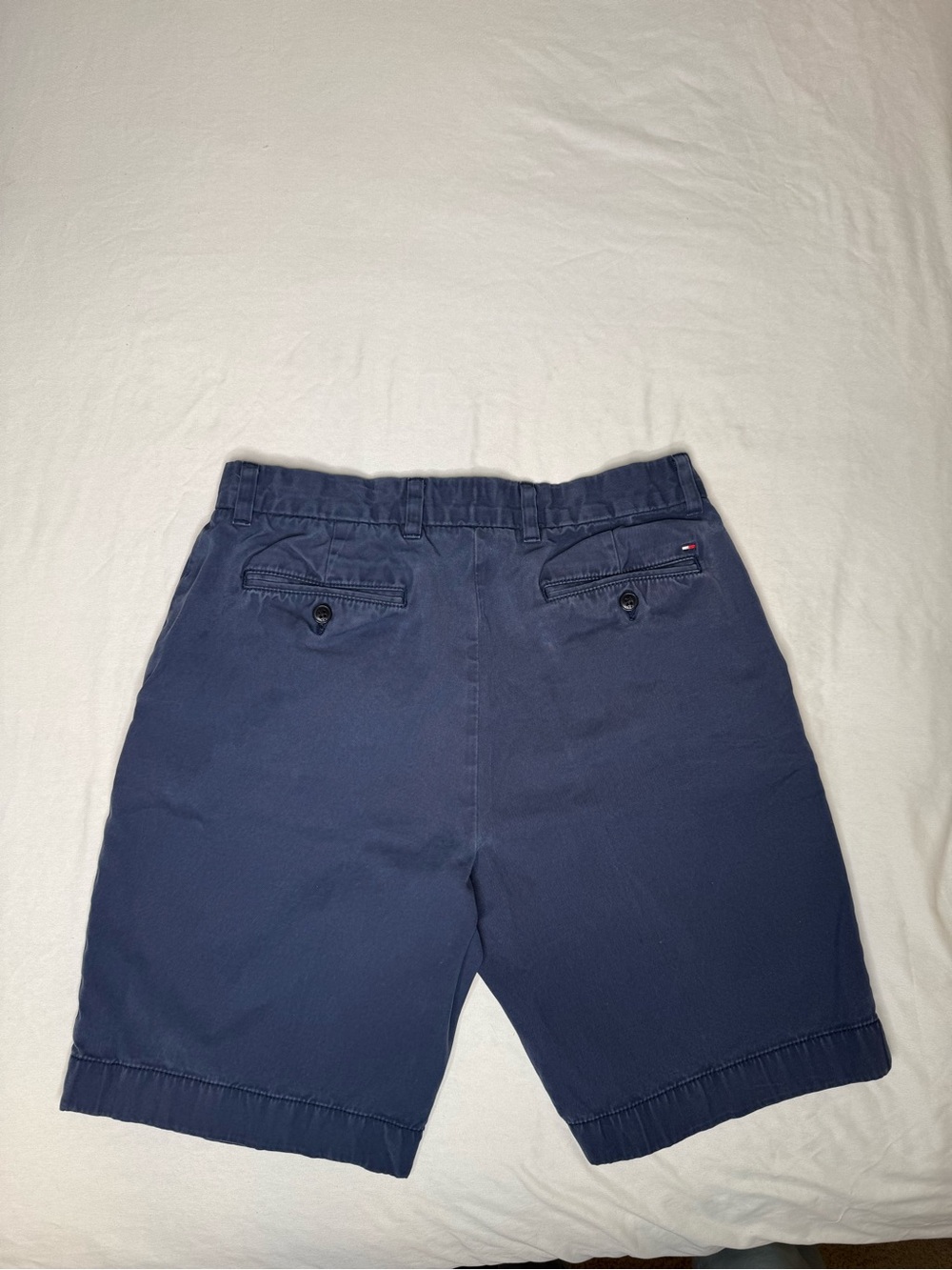 Tommy Hilfiger Men's 32 Navy Flat Front Shorts Classic Fit 100% Cotton - Picture 3 of 12